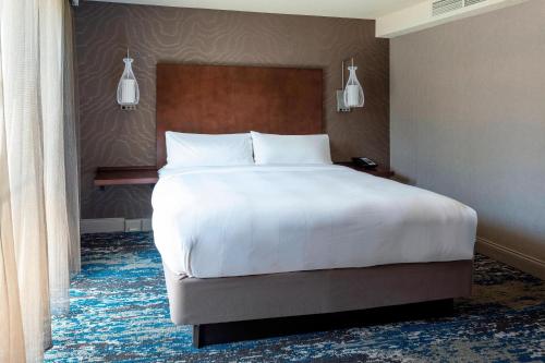 Imagen de la habitación del Hotel Boston Marriott Newton. Foto 20