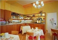 Imagen del bar/restaurante del Hotel Boston, Mil&aacute;n. Foto 3