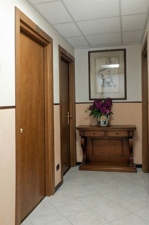 Imagen de los interiores del Hotel Boston, Stresa. Foto 6