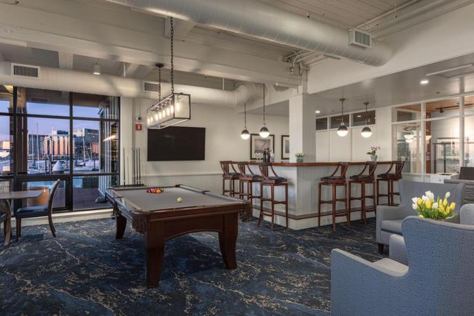 Imagen de los interiores del Hotel Boston Yacht Haven. Foto 9