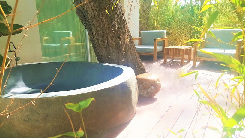 Imagen de la habitación del Hotel Botaniq Boutique. Foto 4