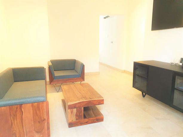 Imagen de la habitación del Hotel Botaniq Boutique. Foto 20