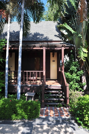Imagen de los exteriores del Hotel Botany Beach Resort. Foto 16