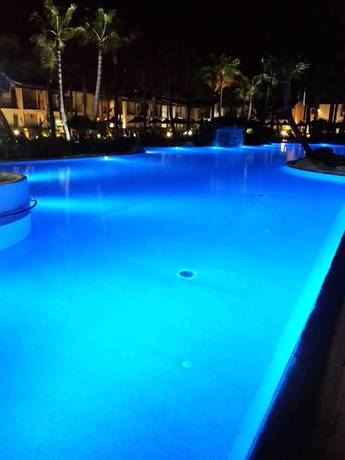 Imagen de la piscina del Hotel Botel Alcudiamar CTE. Foto 19