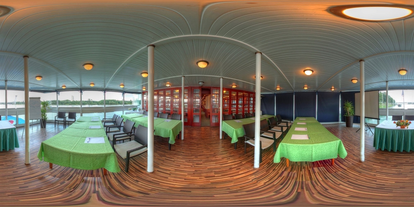 Imagen de los interiores del Hotel Botel Marina, Bratislava. Foto 16