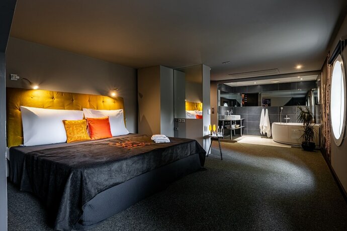 Imagen de la habitación del Hotel Botel Marina, Praga. Foto 12