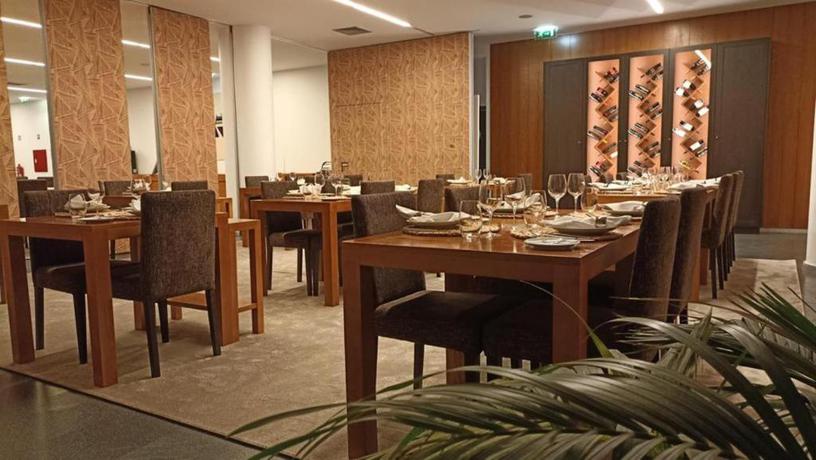 Imagen del bar/restaurante del Hotel Boticas Art and Spa. Foto 4