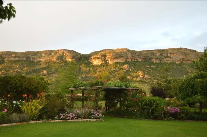 Imagen de los exteriores del Hotel Botleng Guest House. Foto 10