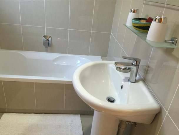 Imagen de la habitación del Hotel Botleng Guest House. Foto 9