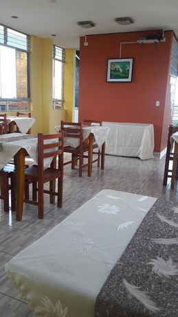 Imagen del bar/restaurante del Hotel Boton de Oro. Foto 2