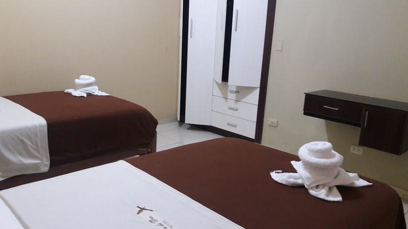 Imagen de la habitación del Hotel Boton de Oro. Foto 5