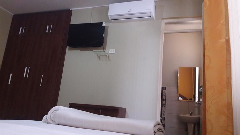 Imagen de la habitación del Hotel Boton de Oro. Foto 13
