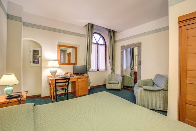 Imagen de la habitación del Hotel Botticelli, Florencia. Foto 5