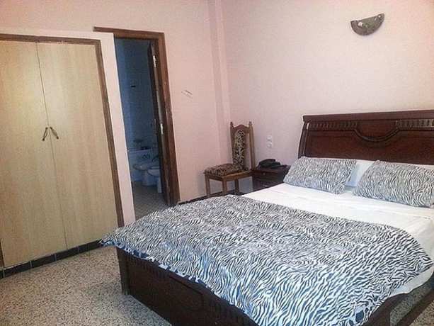 Imagen de la habitación del Hotel Bouazza. Foto 18
