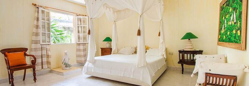 Imagen de la habitación del Hotel Bougainvilla. Foto 6