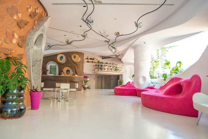 Imagen de los interiores del Hotel Bougainville Bay. Foto 18