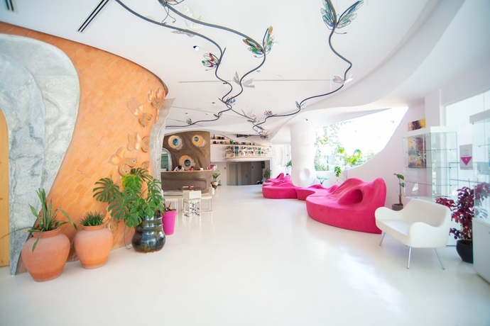 Imagen de los interiores del Hotel Bougainville Bay. Foto 19