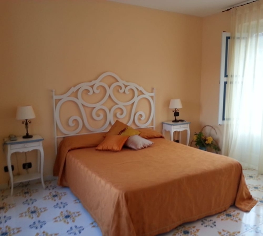 Imagen de la habitación del Hotel Bougainville, Lipari. Foto 3