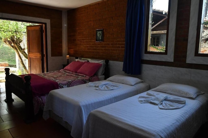 Imagen de la habitación del Hotel Bougainville, Penedo. Foto 9