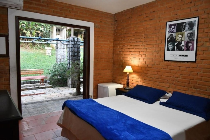 Imagen de la habitación del Hotel Bougainville, Penedo. Foto 13