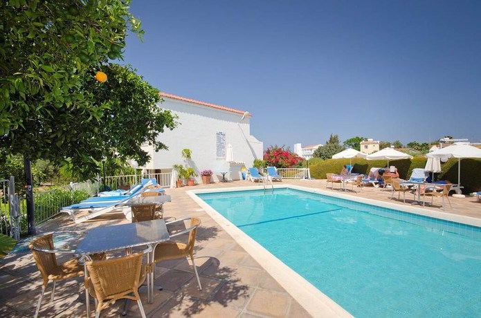 Imagen general del Hotel Bougainvillea Apartments, Polis Chrysochous. Foto 1