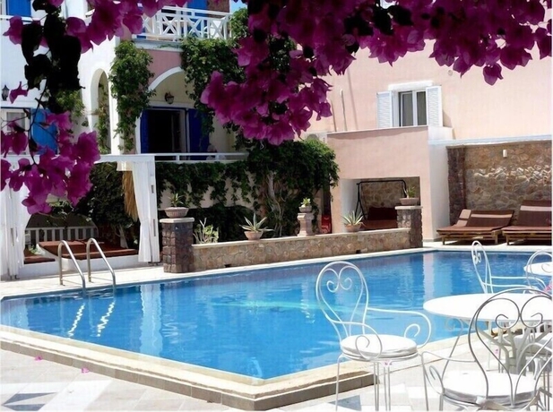 Imagen de la piscina del Hotel Bougainvillea Suites. Foto 19