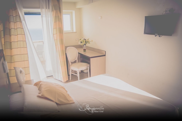 Imagen de la habitación del Hotel Bouganville Palace. Foto 13