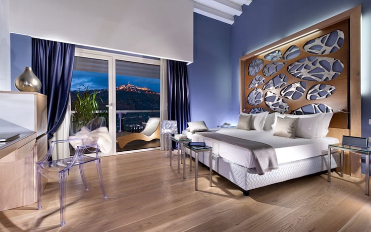 Imagen general del Hotel Bouganville, Picerno. Foto 1