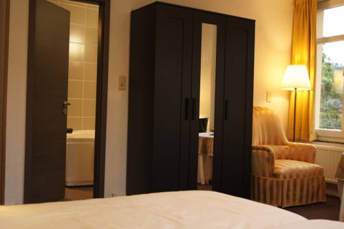 Imagen de la habitación del Hotel Bouillon. Foto 5