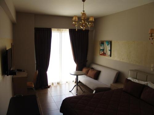 Imagen de la habitación del Hotel Bouka's Golden Sun (ex Gmp Bouka). Foto 6