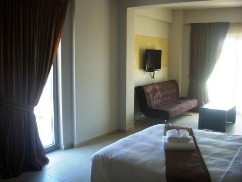 Imagen de la habitación del Hotel Bouka's Golden Sun (ex Gmp Bouka). Foto 7