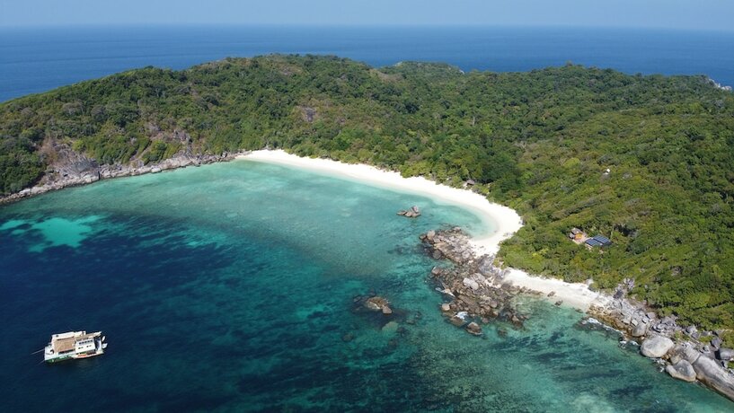 Imagen general del Hotel Boulder Bay Eco Resort - Nga Khin Nyo Gyee Island. Foto 3