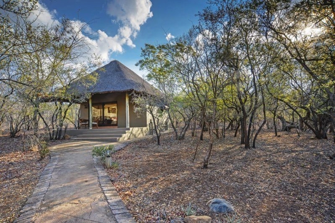 Imagen de los exteriores del Hotel Boulders Safari Lodge. Foto 15