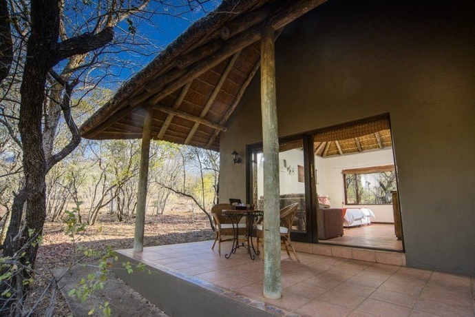 Imagen de los exteriores del Hotel Boulders Safari Lodge. Foto 17
