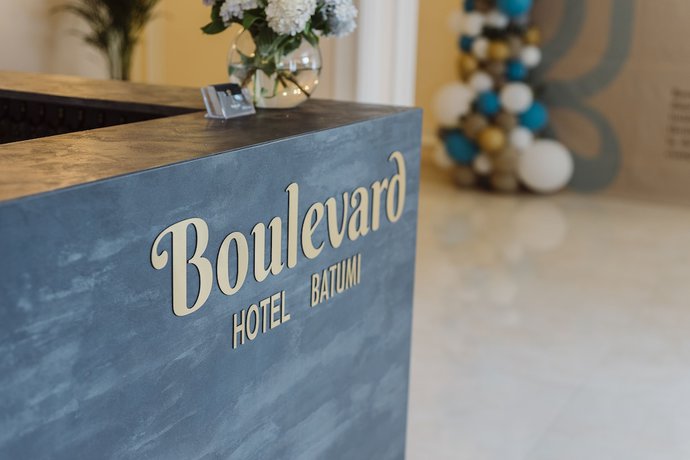 Imagen de los interiores del Hotel Boulevard Batumi. Foto 5