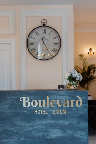 Imagen de los interiores del Hotel Boulevard Batumi. Foto 7