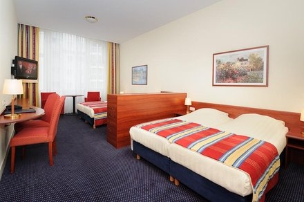 Imagen de la habitación del Hotel Boulevard Scheveningen. Foto 5