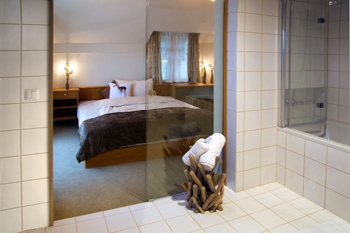 Imagen de la habitación del Hotel Bödele Alpenhotel. Foto 14