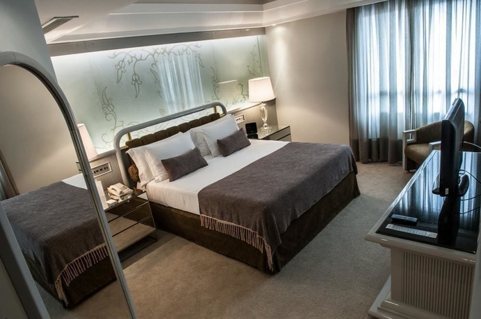 Imagen de la habitación del Hotel Bourbon Curitiba E Su&iacute;tes. Foto 4