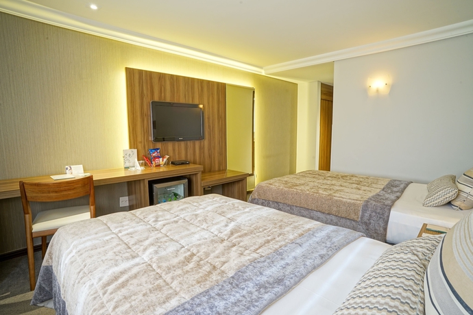 Imagen de la habitación del Hotel Bourbon Dom Ricardo Aeroporto Curitiba Business. Foto 7