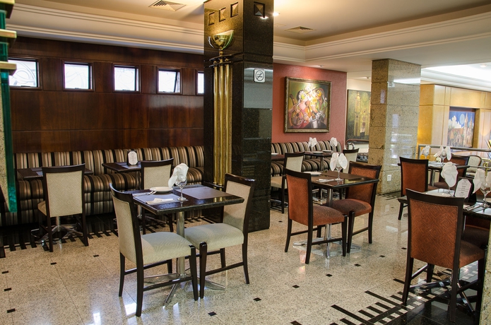 Imagen del bar/restaurante del Hotel Bourbon Londrina Business. Foto 1