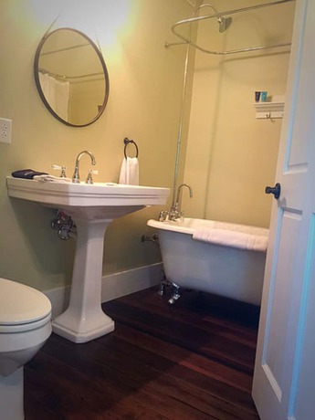 Imagen de la habitación del Hotel Bourbon Manor BandB. Foto 11