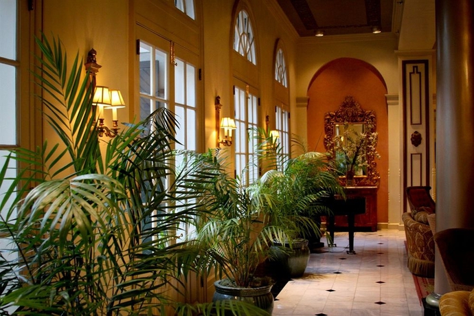 Imagen de los interiores del Hotel Bourbon Orleans. Foto 15