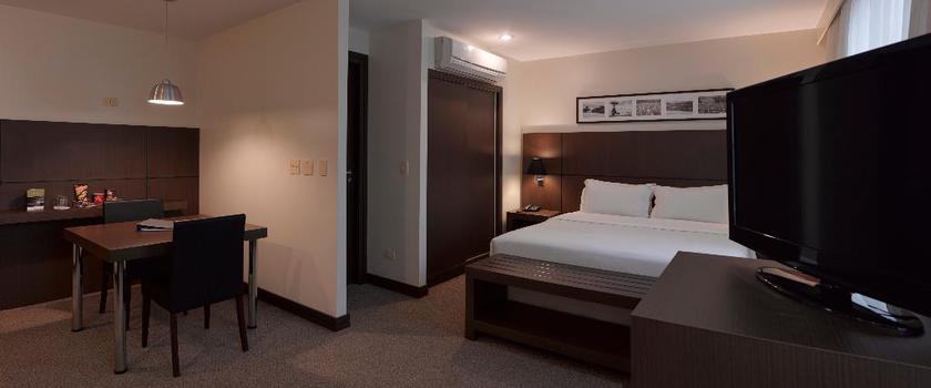 Imagen de la habitación del Hotel Bourbon Ponta Grossa Convention. Foto 12