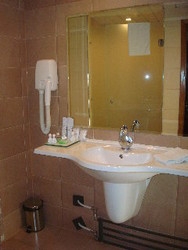 Imagen de la habitación del Hotel Bourgas. Foto 10