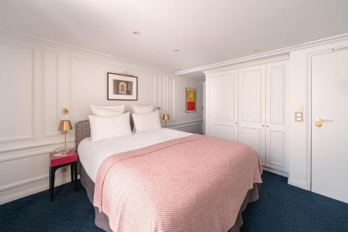 Imagen de la habitación del Hotel Bourgogne Et Montana. Foto 13