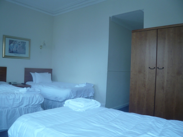 Imagen de la habitación del Hotel Bourne Hall. Foto 5