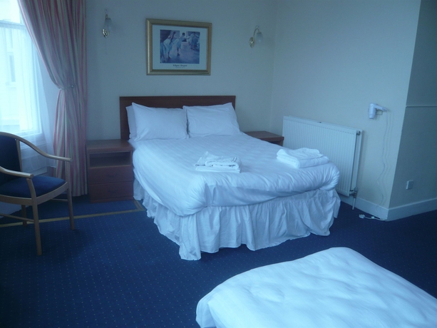 Imagen de la habitación del Hotel Bourne Hall. Foto 9