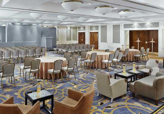 Imagen de los interiores del Hotel Bournemouth Highcliff Marriott. Foto 9