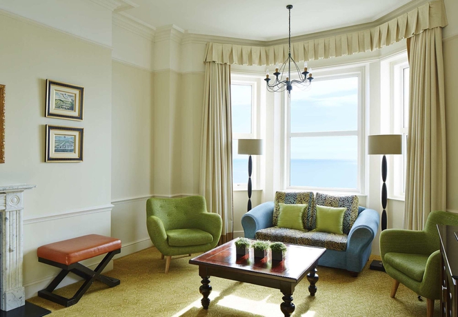 Imagen de la habitación del Hotel Bournemouth Highcliff Marriott. Foto 6